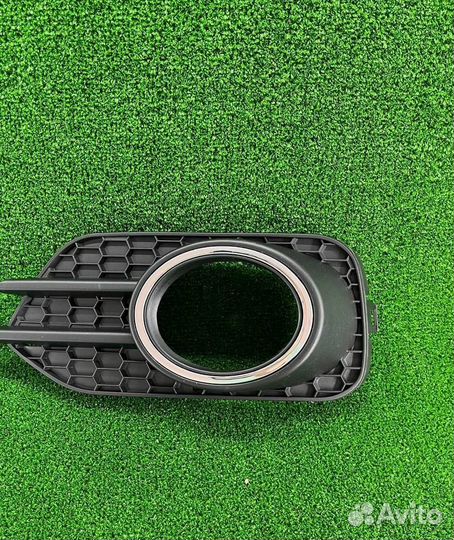 Накладка туманки левая tiguan 11-16