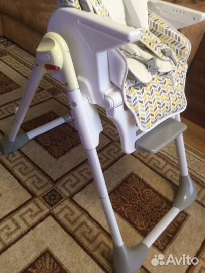 Стульчик для кормления