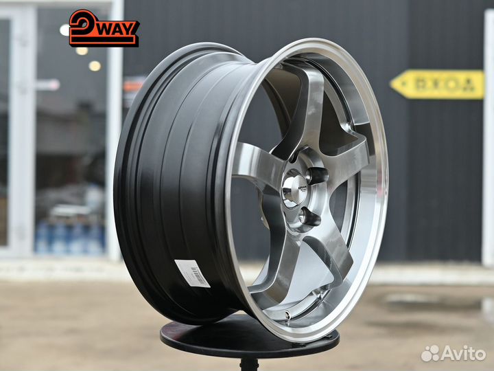 R17 Advan GT Стиль 7.5J ET35 5*114.3 (GF91)