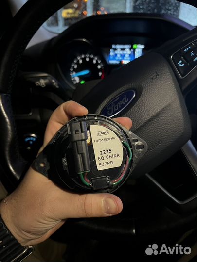 Центральный динамик ford focus 3 рест