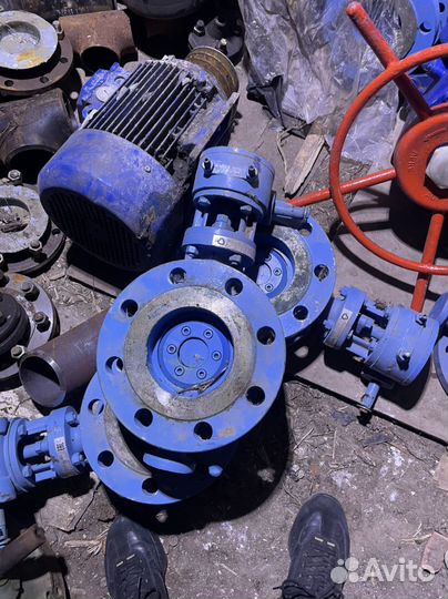 Затворы нержавейка новые