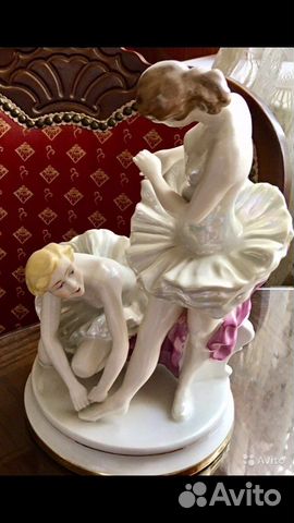 Фарфоровые статуэтки танцовщиц Германия