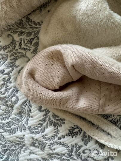 Демисезонная детская шапка