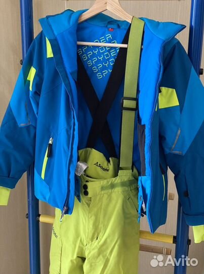 Горнолыжный костюм