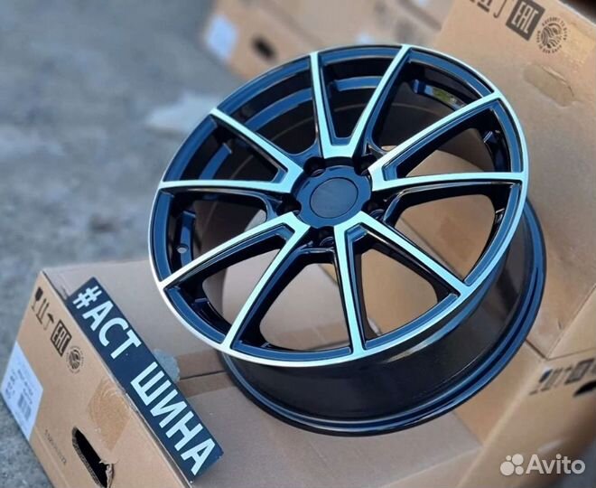 Литые диски R17 5x114.3 Venti-1704