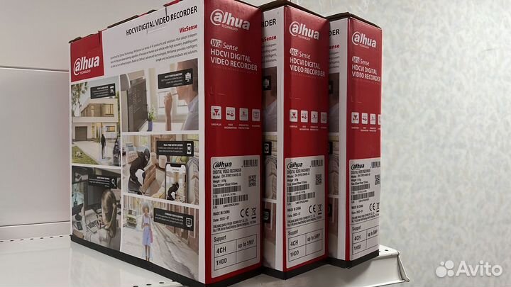 Цифровой видеорегистратор Dahua DH-XVR5104HS-I3