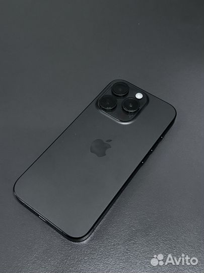 iPhone 15 Pro, 256 ГБ