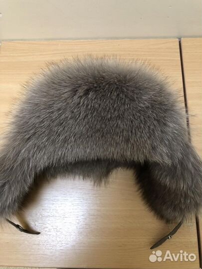 Женская шапка