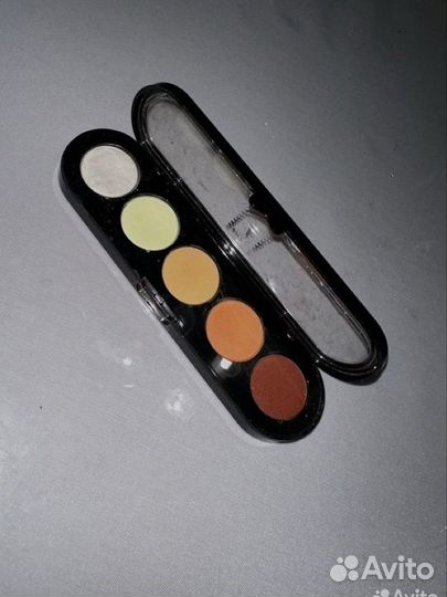 Палетка теней Make up Atelier T06