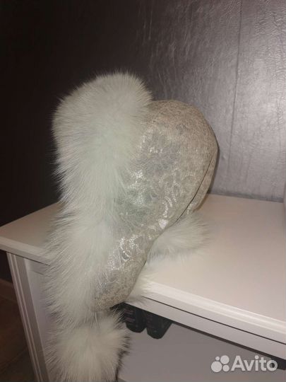 Шапка зимняя для девочки 52 54 новая