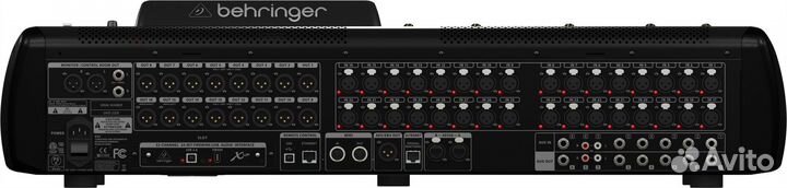Микшерный пульт Behringer X32