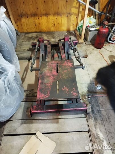 Гидравлическая тележка