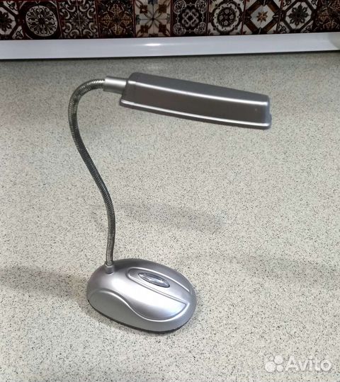 Фонарь - светильник туристический