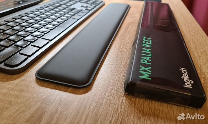 Подставка под запястье Logitech MX palm rest новые
