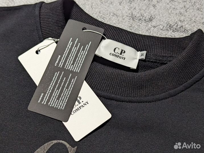 Cp company свитшот