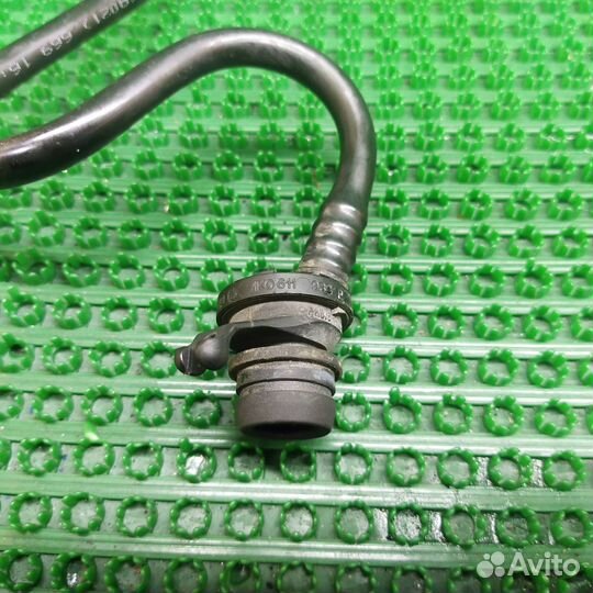 Трубка охлаждающей жидкости металлическая