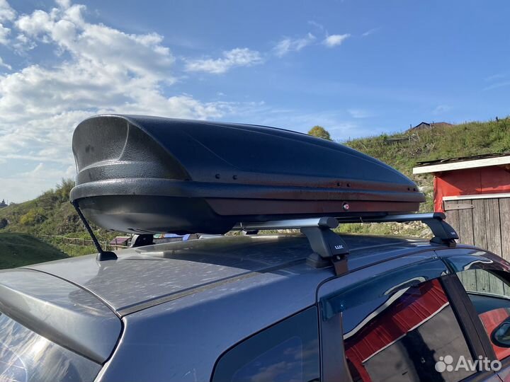 Автобокс на крышу автомобиля