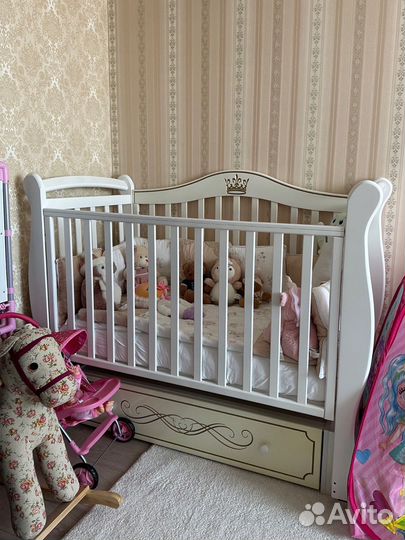 Детская кровать с матрасом