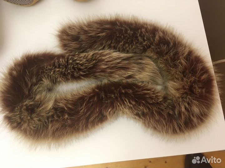 Меховой воротник чернобурка