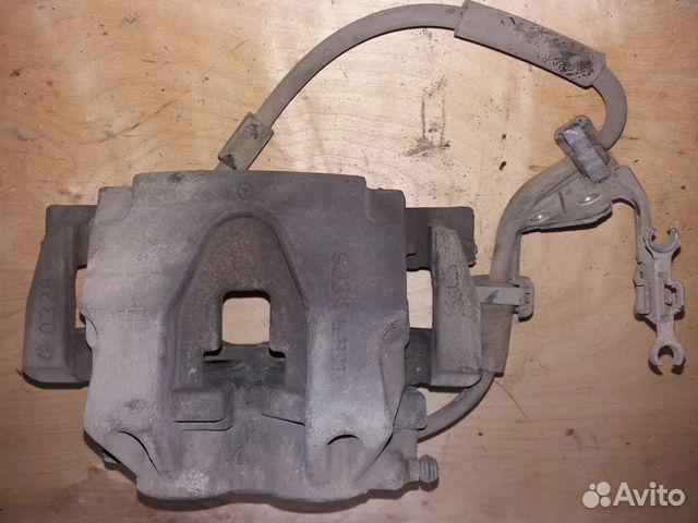 Суппорт передний левый Mercedes-Benz W166