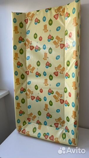 Пеленальная доска на кроватку