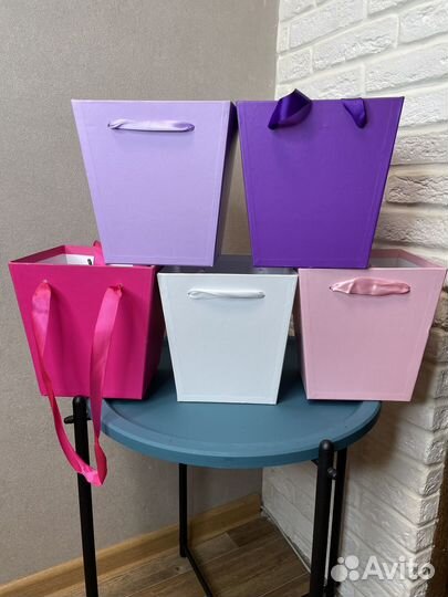 Подарочная коробка упаковка