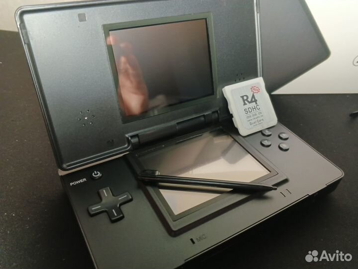 Nintendo DS ML + картридж R4 16gb