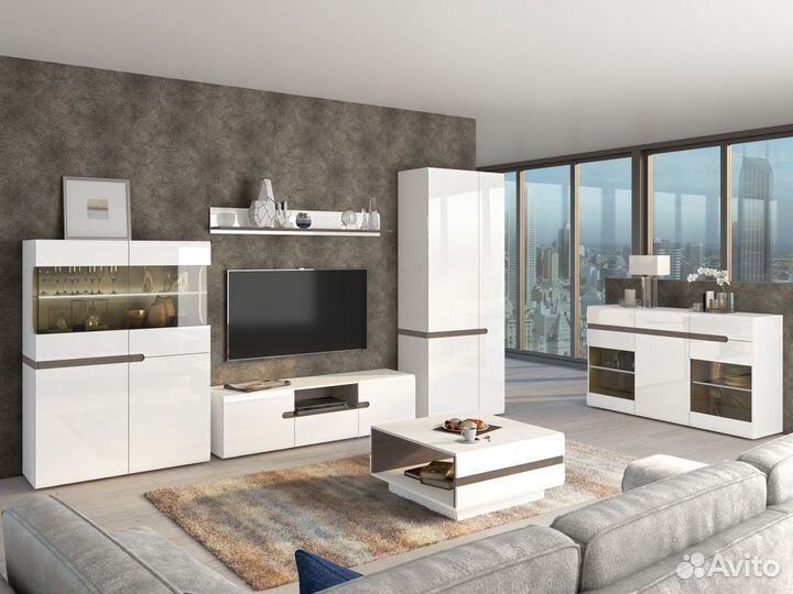 Комод-витрина Ультра в наличии