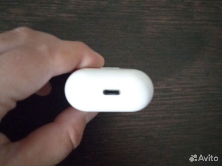 Наушники airpods