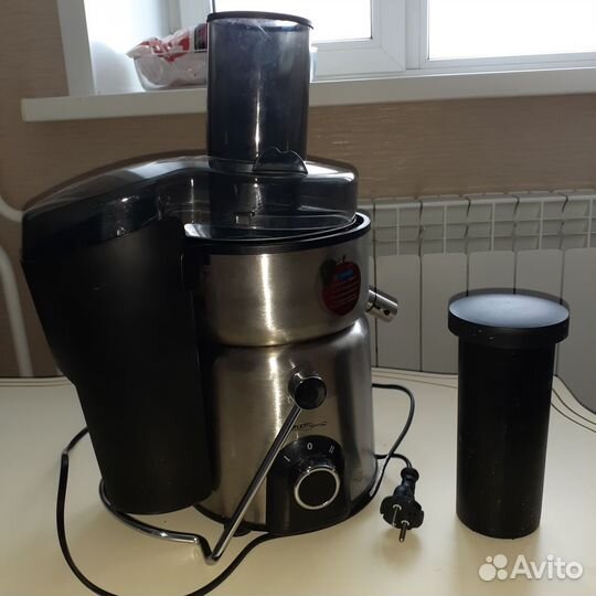 Соковыжималка Scarlett на запчасти