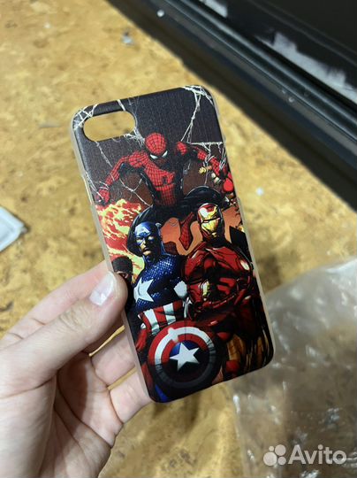 Чехол на iPhone 7