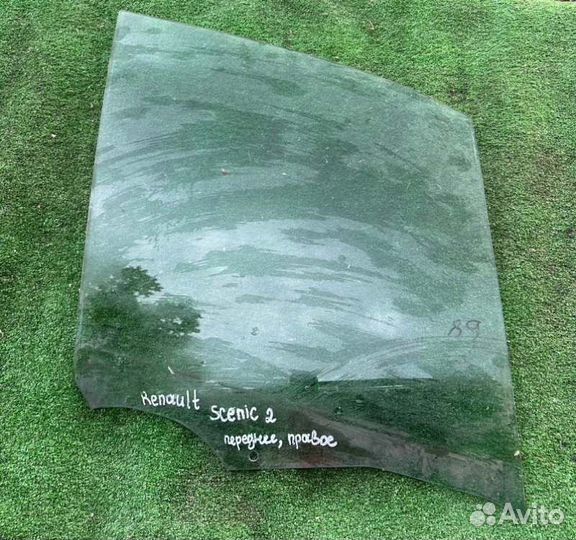 Стекло двери переднее правое Renault Scenic 1.5