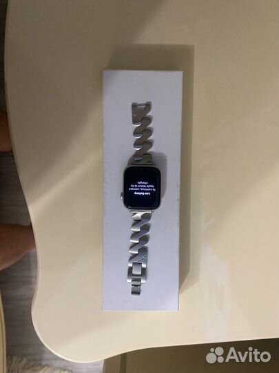 Apple watch se (Gen 2)