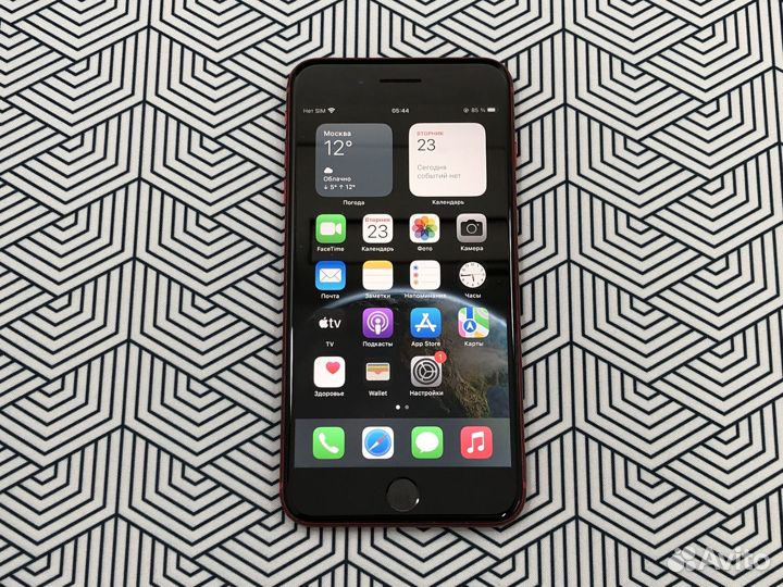 iPhone 8 Plus, 64 ГБ
