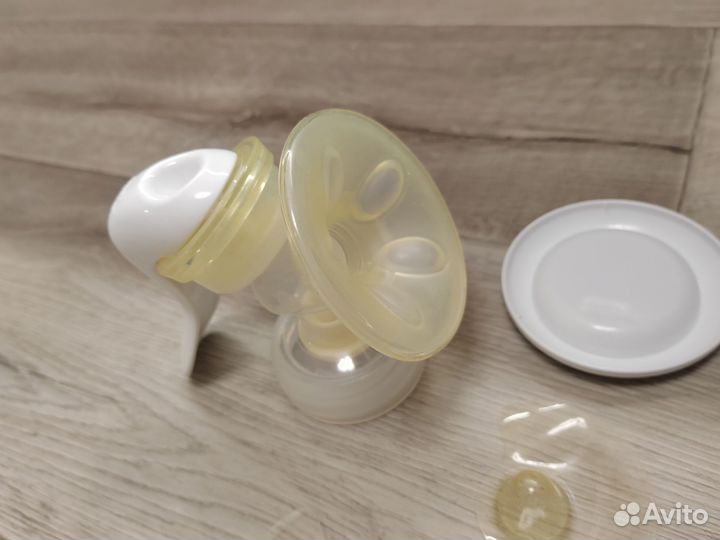 Молокоотсос avent ручной