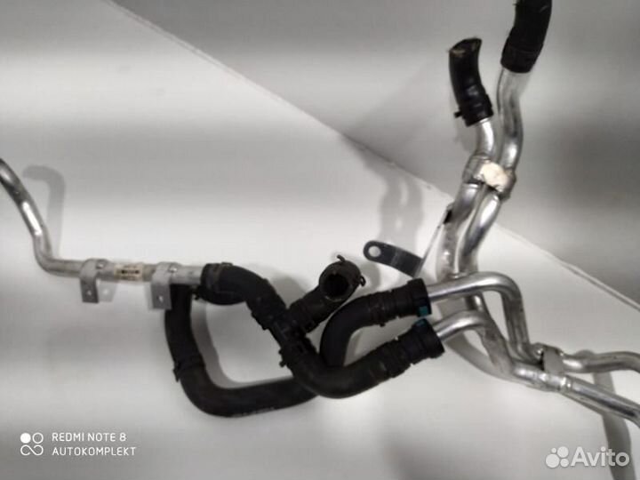 Патрубок охлаждения Land Rover Range Rover 4 рест