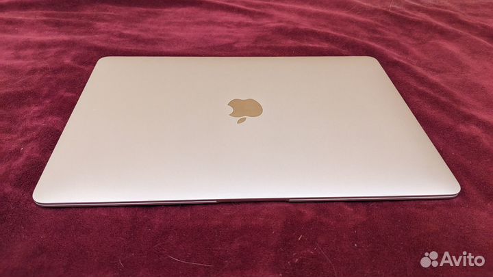Macbook Air 13 m1 8 256