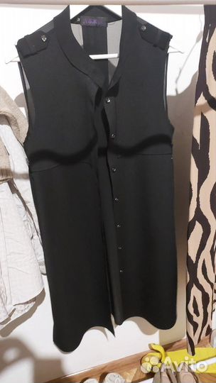 Жилетка безрукавка женская