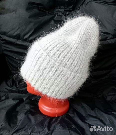 Шапка зимняя женская. Пух норки. Ручная работа