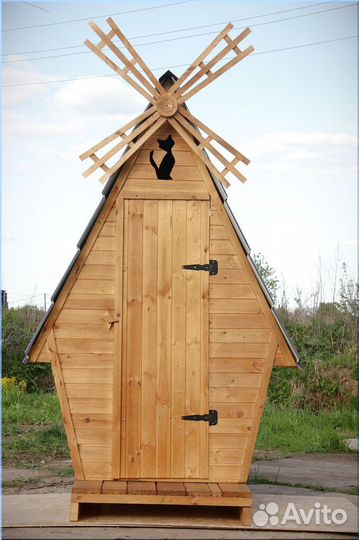 Уличный туалет деревянный SUN336
