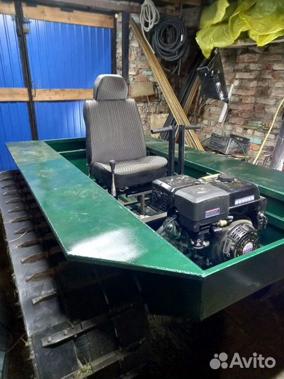 Гусеничный вездеход