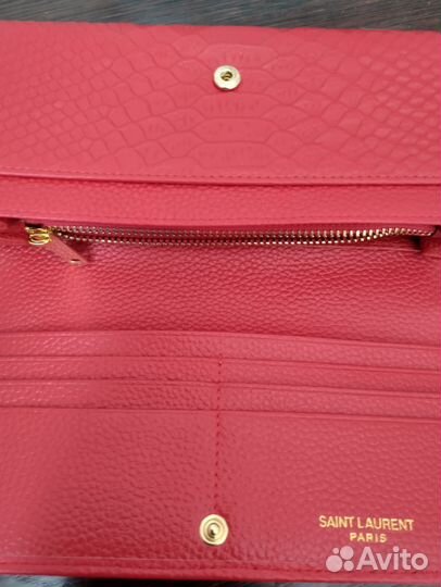 Кошелёк женский красный