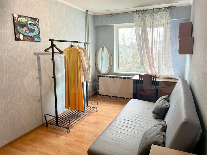 Комната 15 м² в 4-к., 5/5 эт.