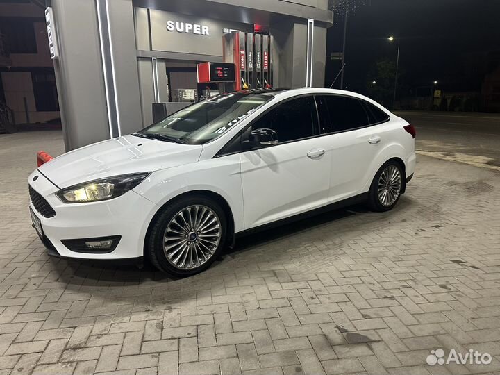 Фары на ford focus 3