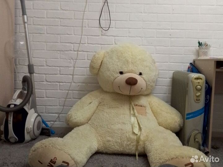 Плюшевый медведь