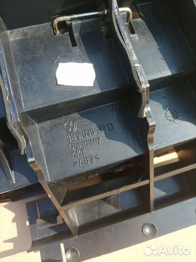 Кронштейн Для Cd-Чейнджера Volkswagen Passat B5+