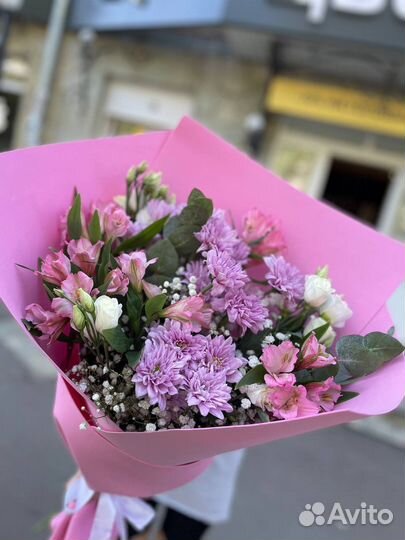 Доставка цветов и букетов