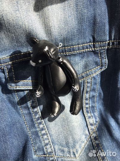 Игршка-брошь ручной работы