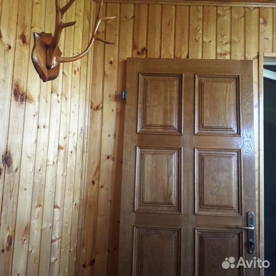 Продаю дверь из натурального дуба, не шпон