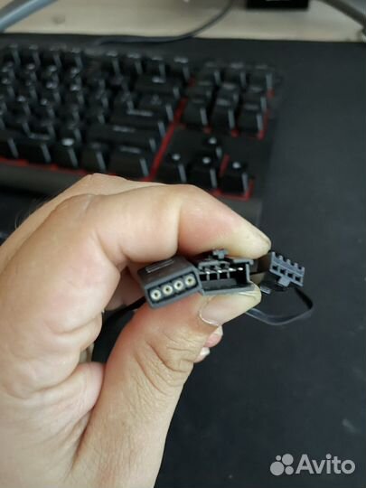 Держатель для видеокарты